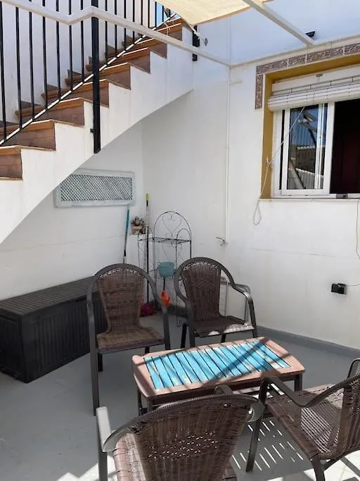 Casa Asilah, Your Serene Mountain Retreat Awaits! Cutar Casa de Férias