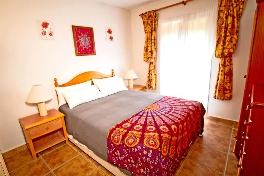 Casa de Férias Casa Asilah, Your Serene Mountain Retreat Awaits! Cutar